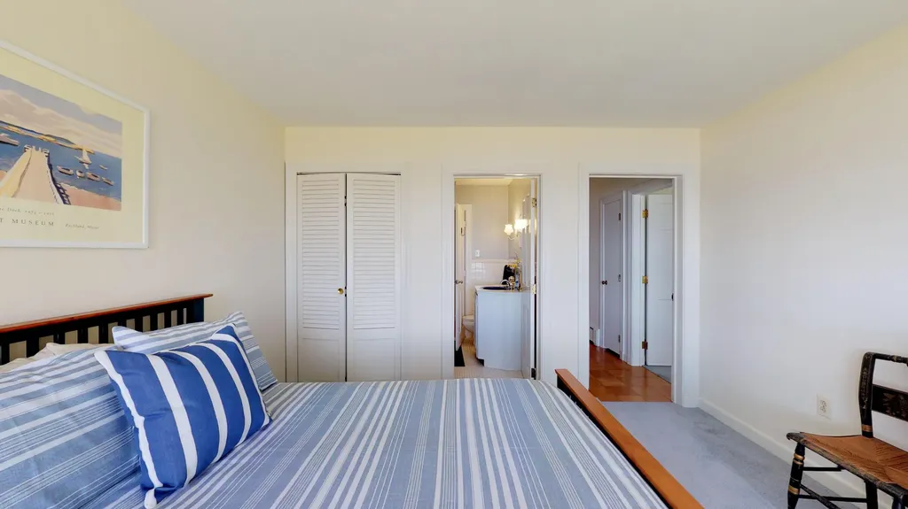 26 Harborside Terrace Owls Head ME 04854