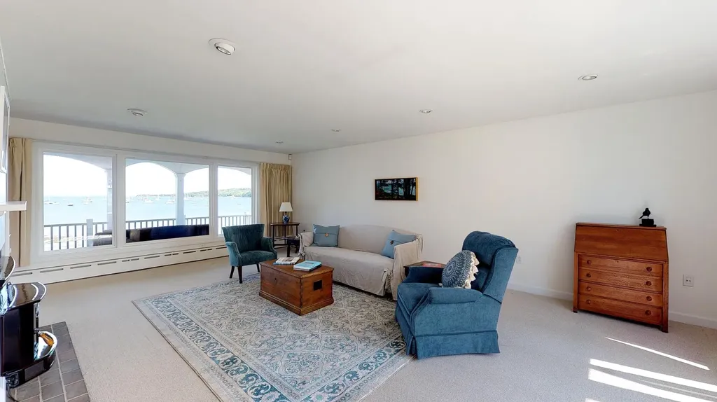 26 Harborside Terrace Owls Head ME 04854