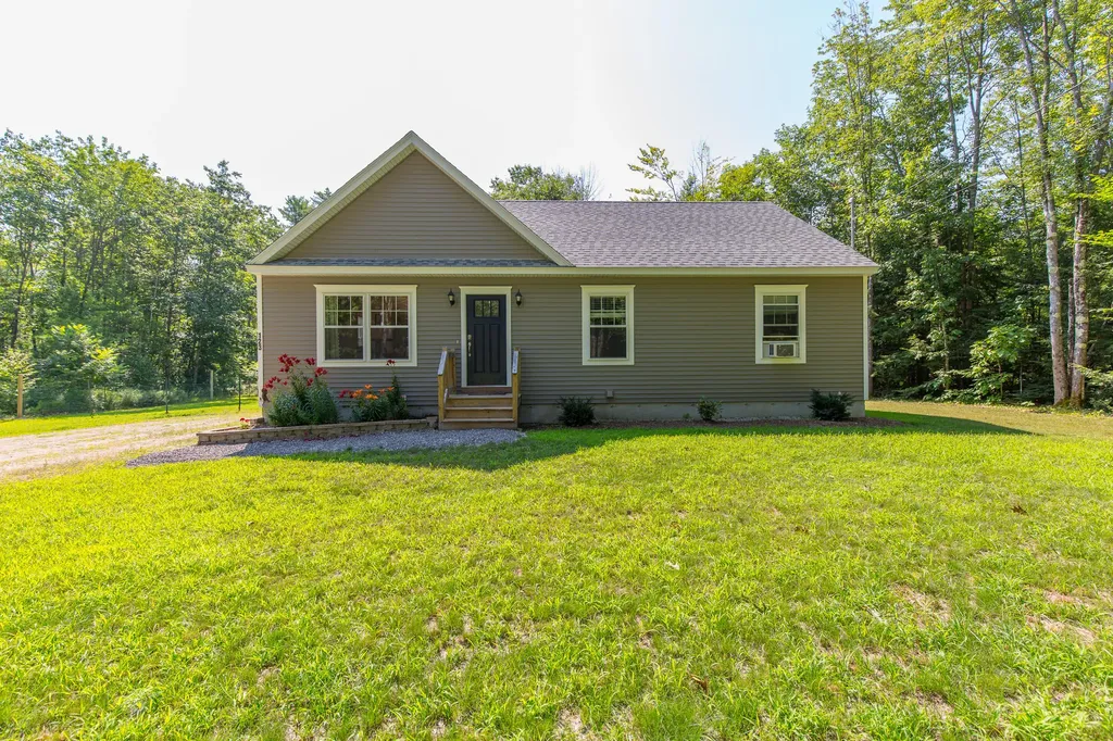 123 Grant Road Saco ME 04072
