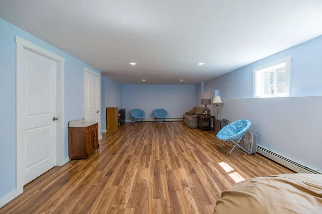 123 Grant Road Saco ME 04072
