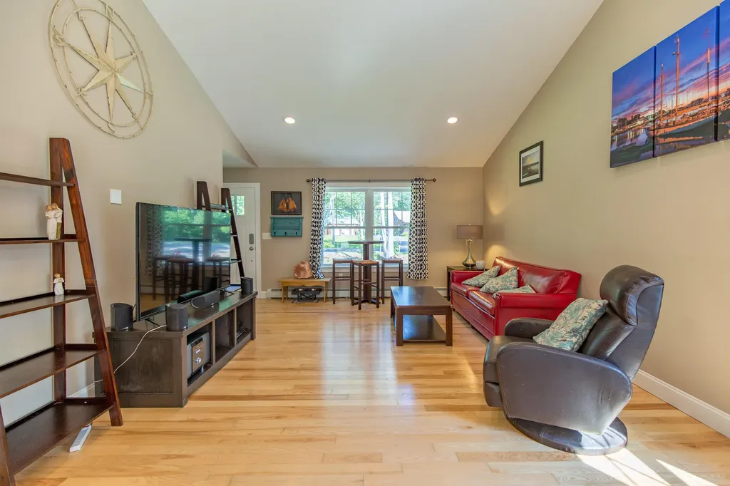 123 Grant Road Saco ME 04072