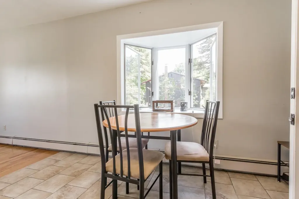 4 Swale Lane Lewiston ME 04240
