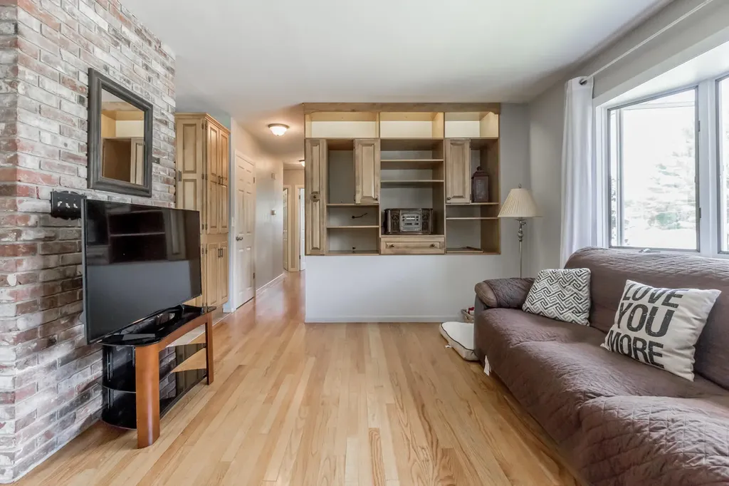 4 Swale Lane Lewiston ME 04240