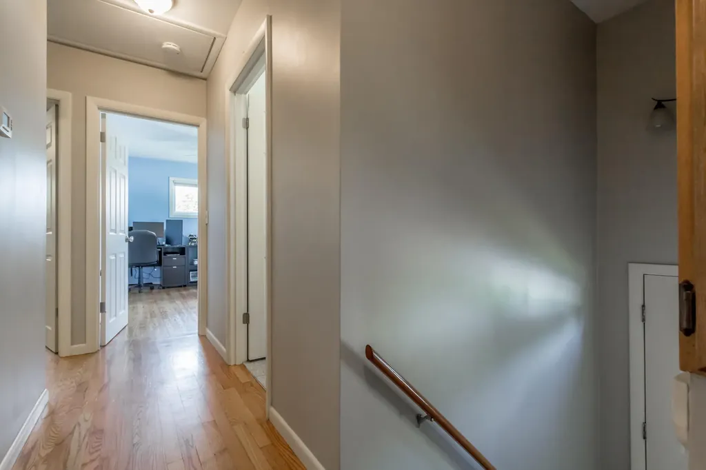 4 Swale Lane Lewiston ME 04240