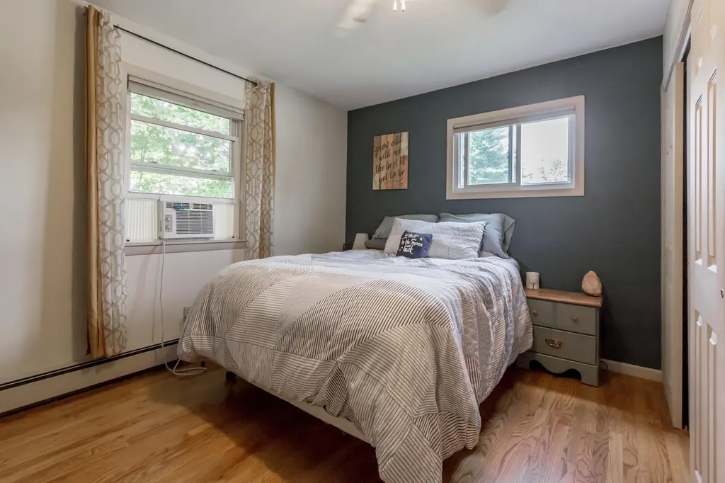 4 Swale Lane Lewiston ME 04240