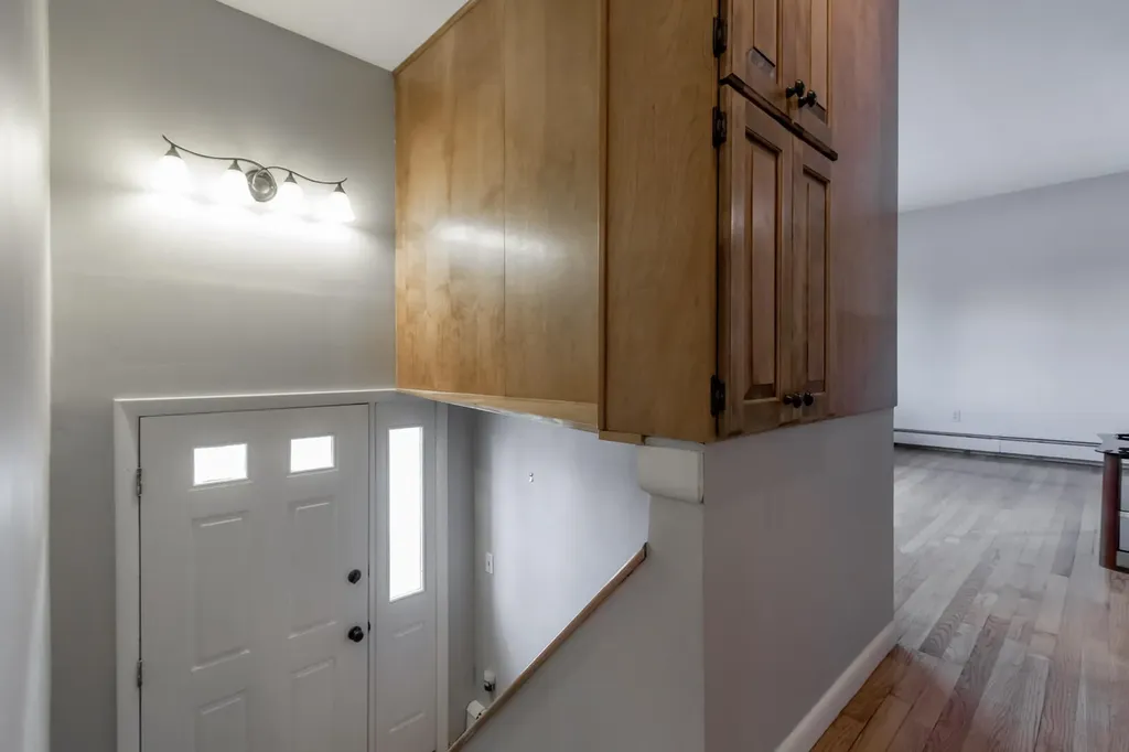 4 Swale Lane Lewiston ME 04240