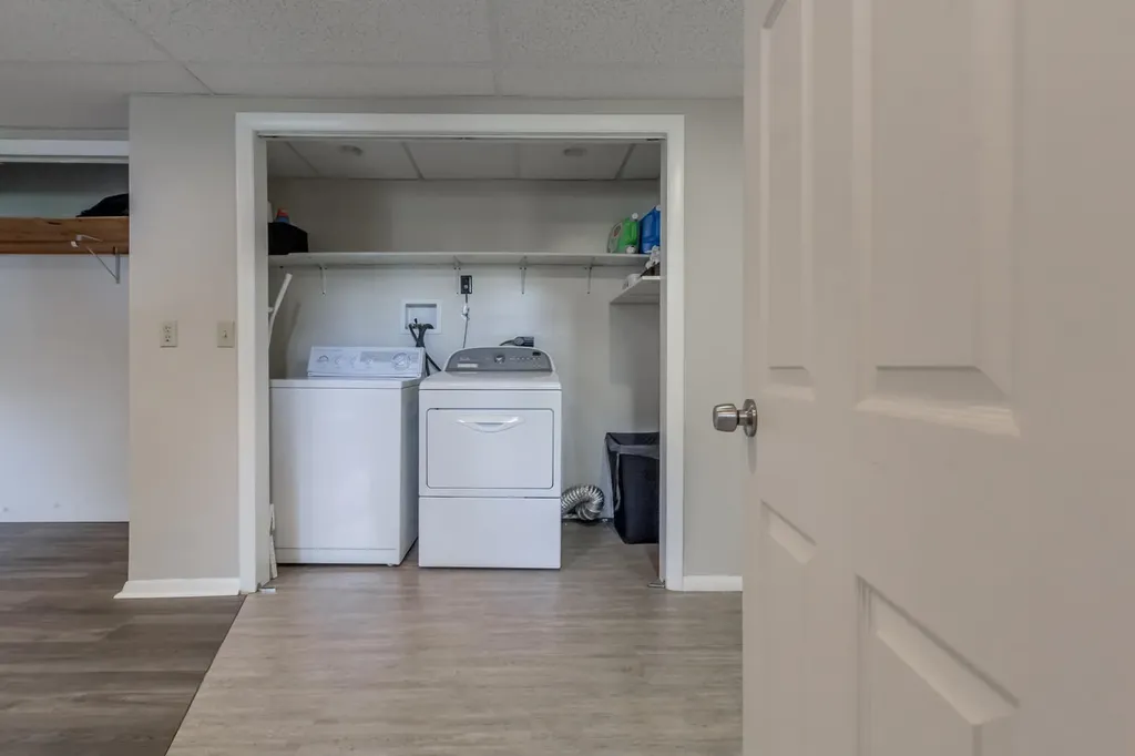4 Swale Lane Lewiston ME 04240