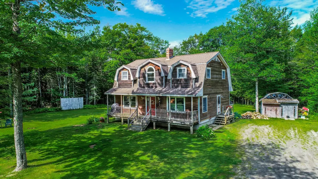 614 Nelson Road Vassalboro ME 04989