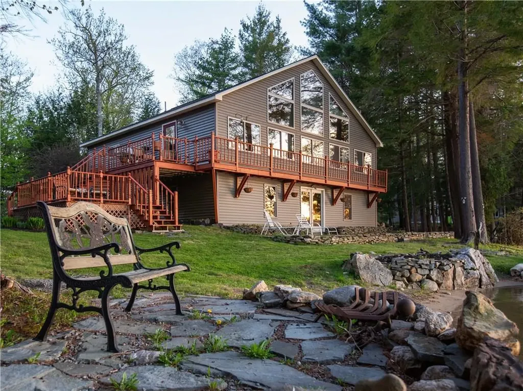 52 Tall Pines Drive Manchester ME 04351