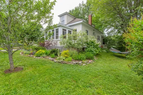 40 Presnell Street Portland ME 04102