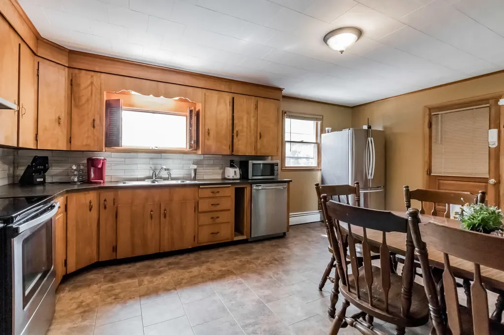 652 Cushing Road Warren ME 04864