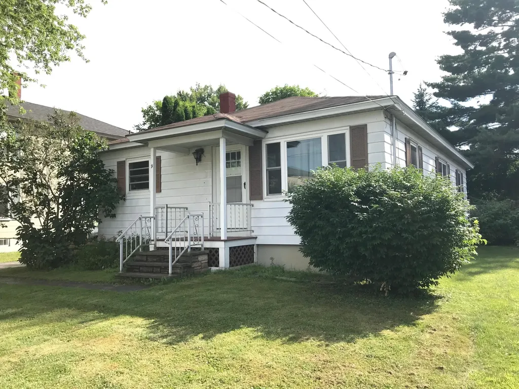 9 Kimball Street Waterville ME 04901