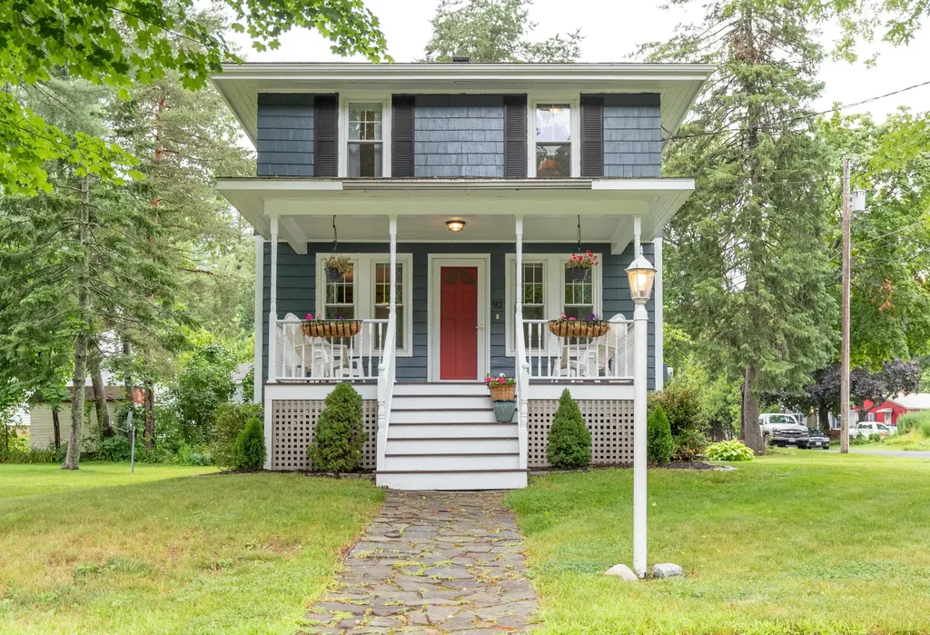 92 Maine Avenue Portland ME 04103
