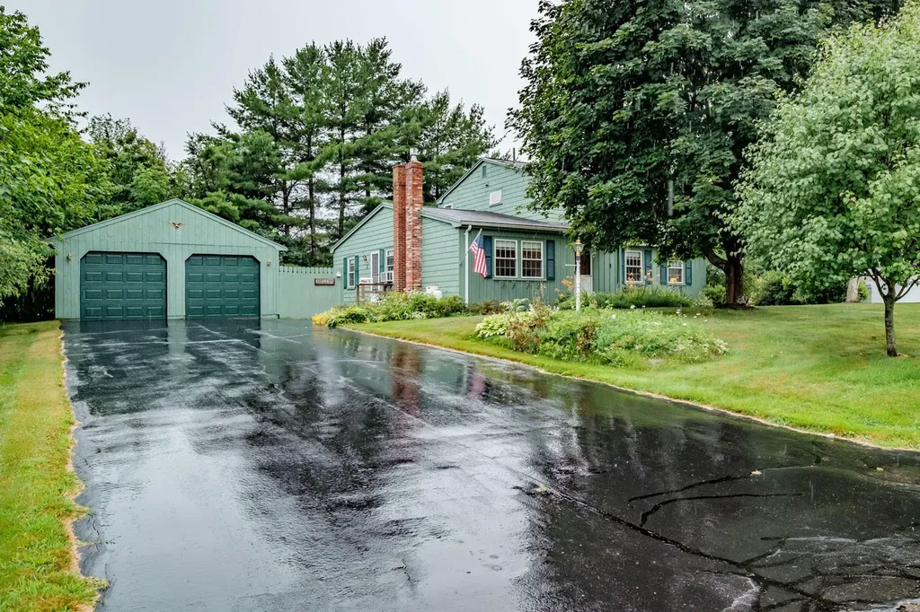 1 Sunset Lane Gorham ME 04038