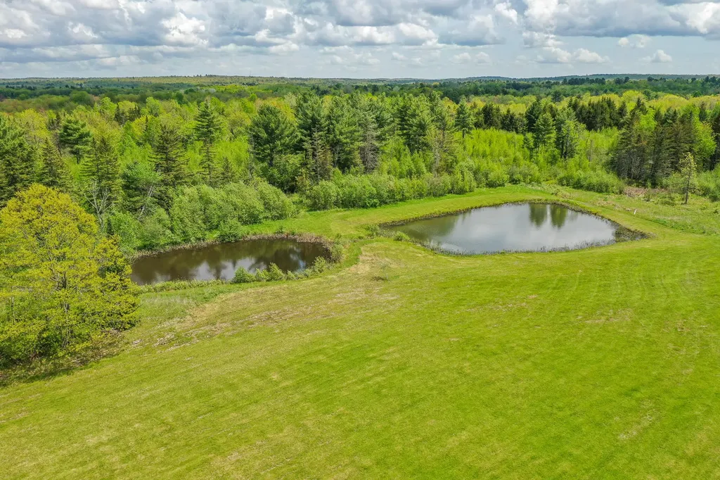61 Newcomb Lane Levant ME 04456
