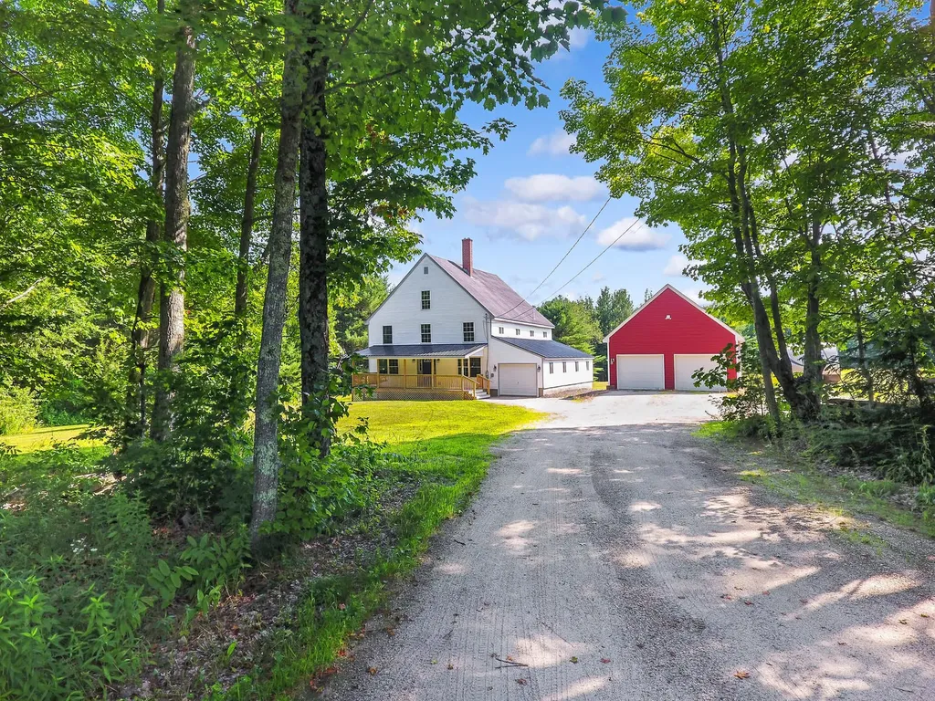 45 Emery Road Standish ME 04084