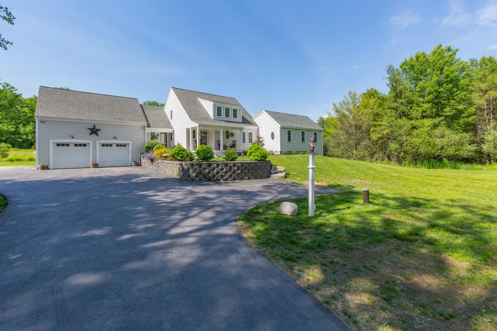 60 Day Road Gorham ME 04038