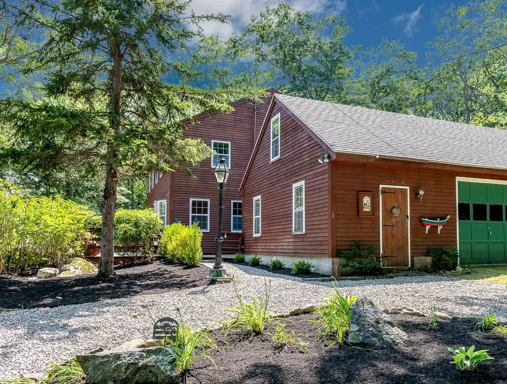82 Pleasant Cove Road Phippsburg ME 04562
