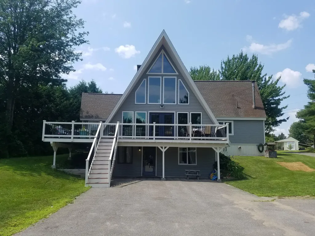 17 Edward Street Augusta ME 04330