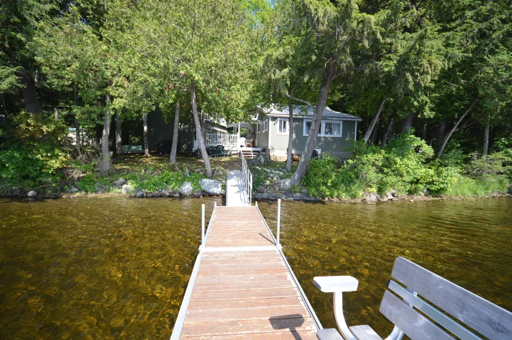 72 Whites Pond Road Palmyra ME 04965