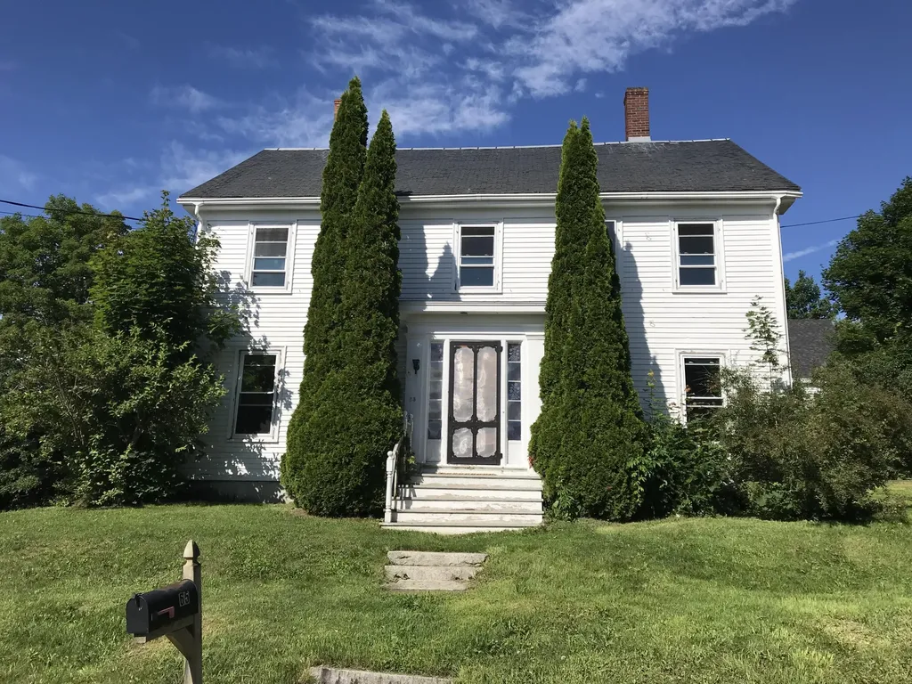 65 Knox Street Thomaston ME 04861