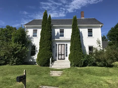 65 Knox Street Thomaston ME 04861