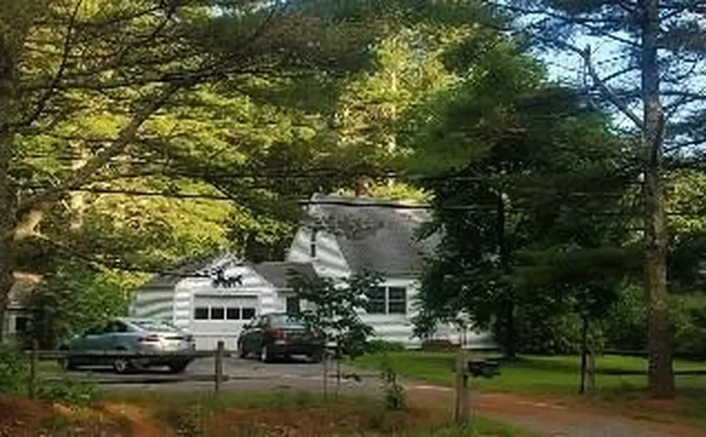 1654 Carl Broggi Highway Lebanon ME 04027