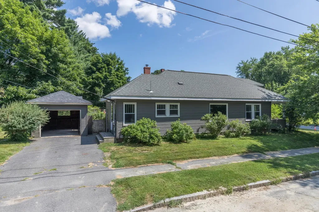 56 Kent Street Portland ME 04102