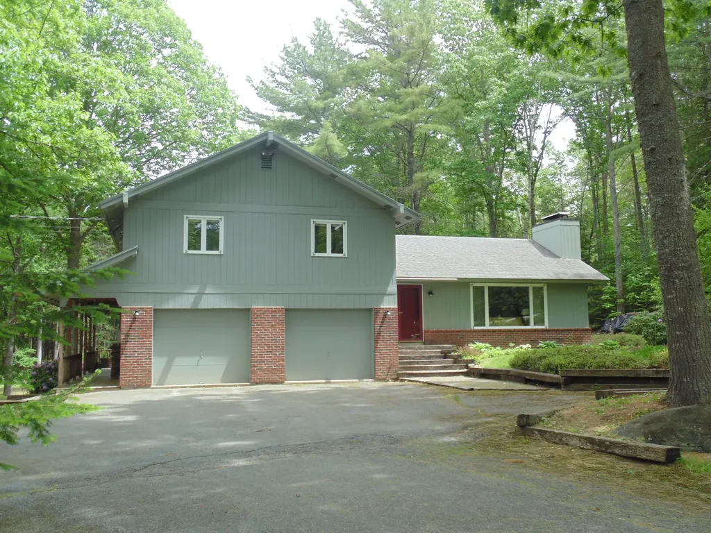 62 Griffin Avenue Hampden ME 04444
