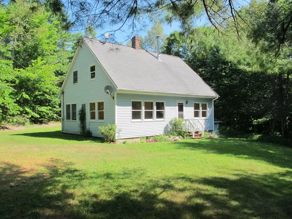 2433 Level Hill Road Palermo ME 04354