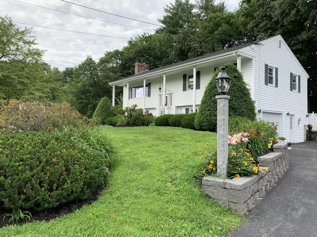 4 Walter Partridge Road Windham ME 04062