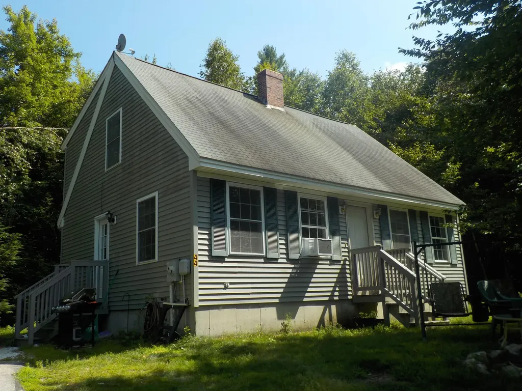 44 Springer Drive Naples ME 04055