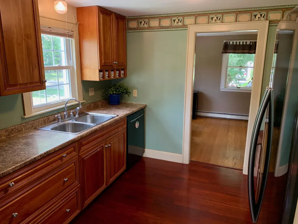 39 Lawrence Avenue Portland ME 04103