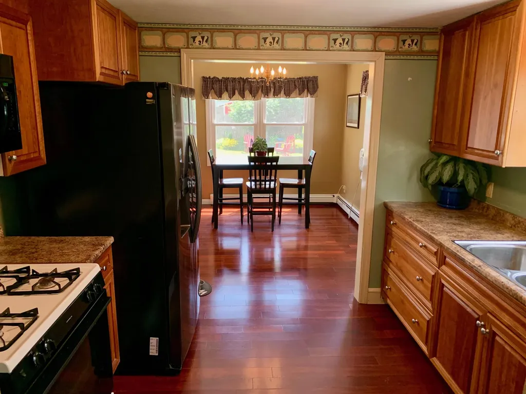 39 Lawrence Avenue Portland ME 04103