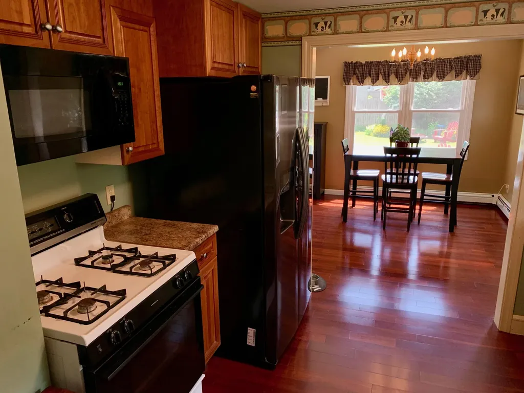 39 Lawrence Avenue Portland ME 04103
