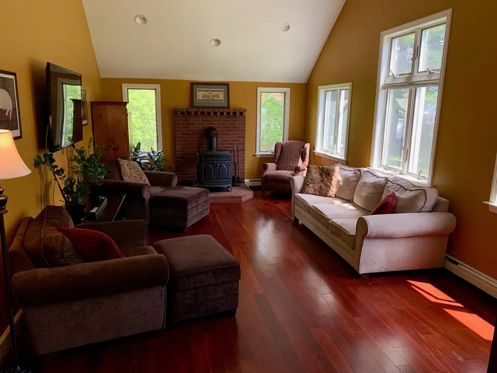 39 Lawrence Avenue Portland ME 04103