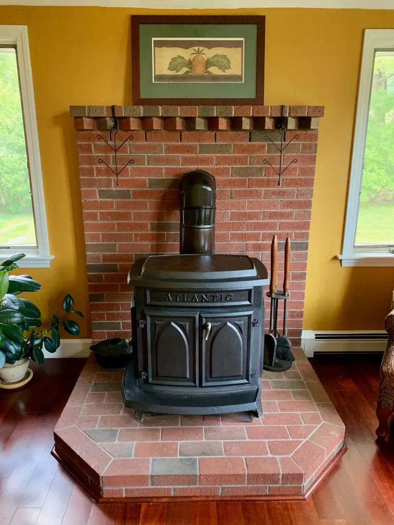39 Lawrence Avenue Portland ME 04103