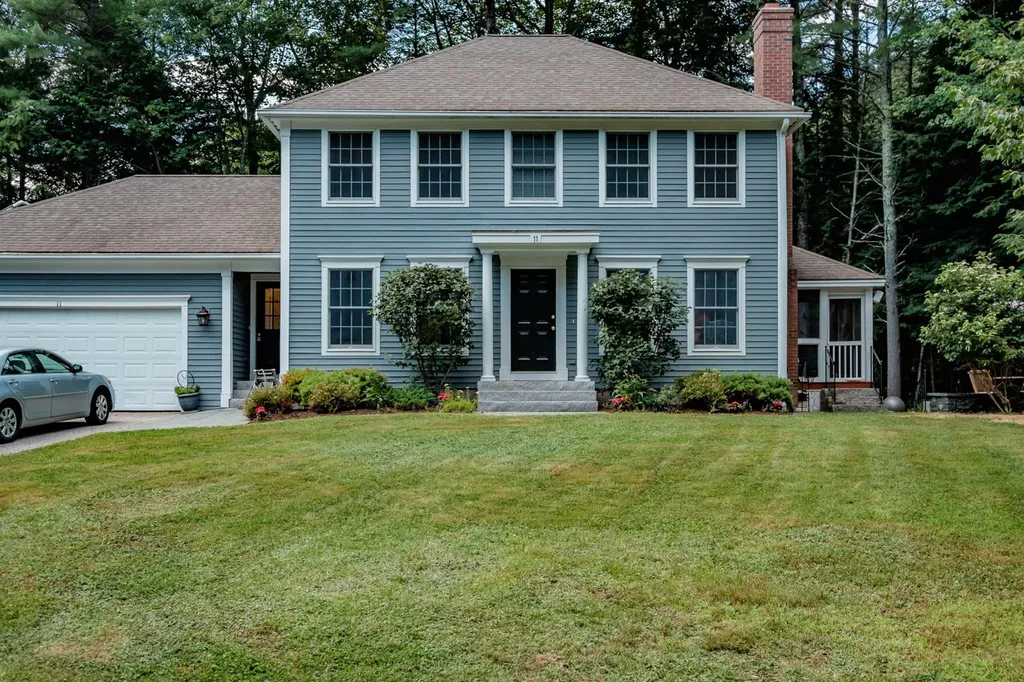 11 Arbor Road Falmouth ME 04105
