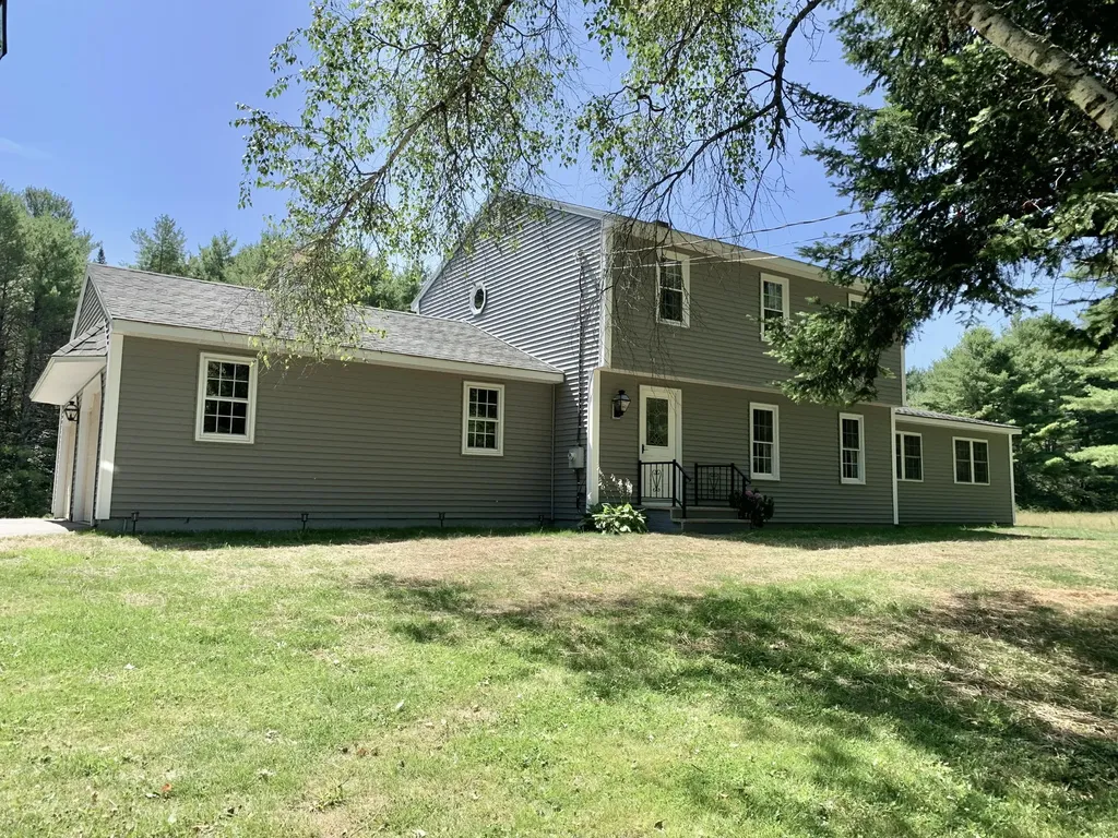 73 King Road Lisbon ME 04250