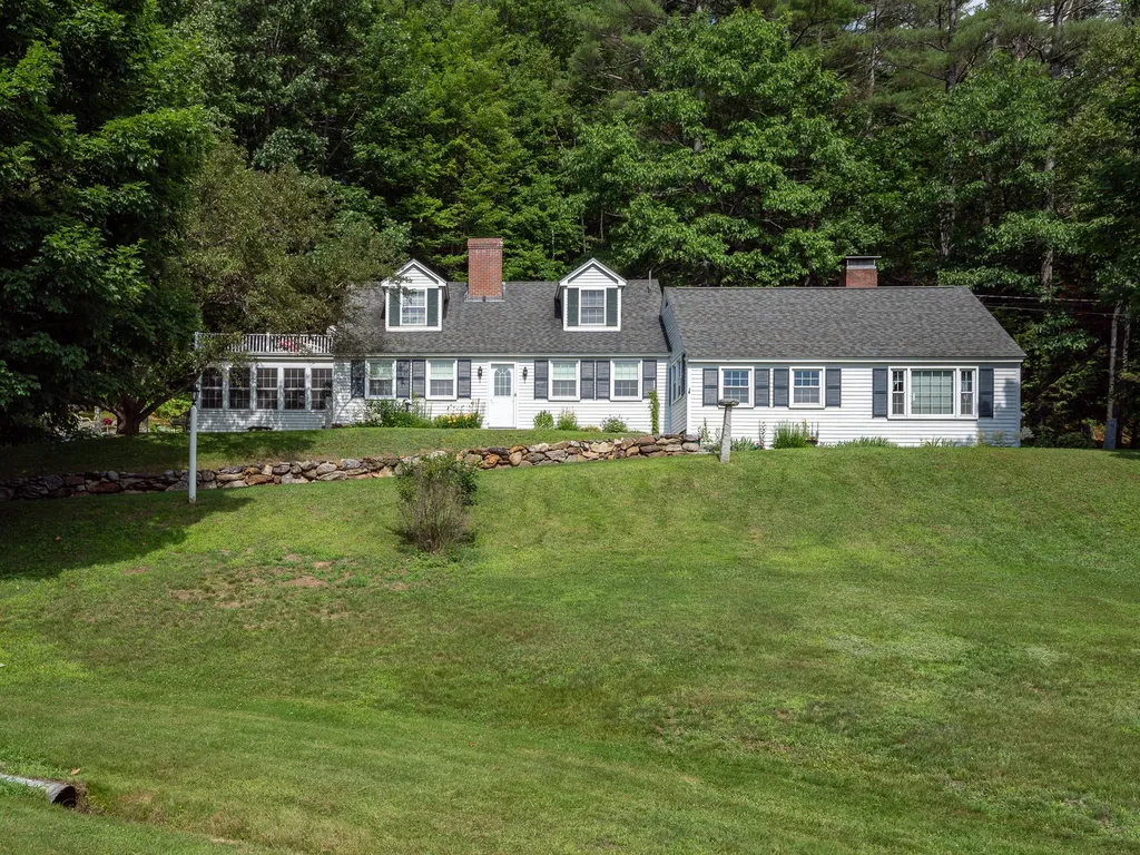 1336 Route 2 Rumford ME 04276