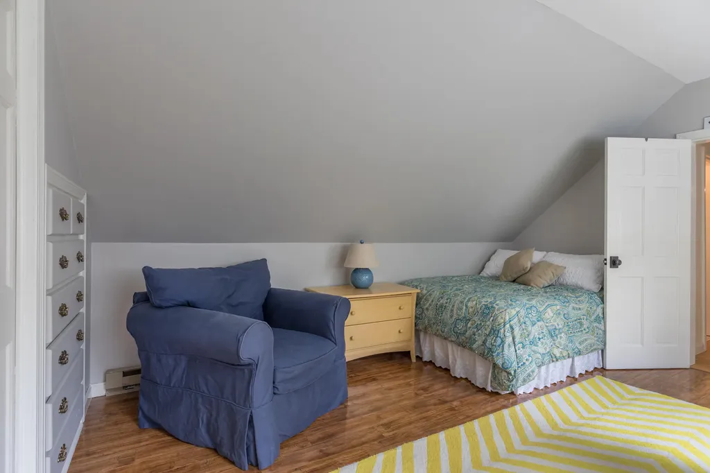 20 Merrill Road Falmouth ME 04105