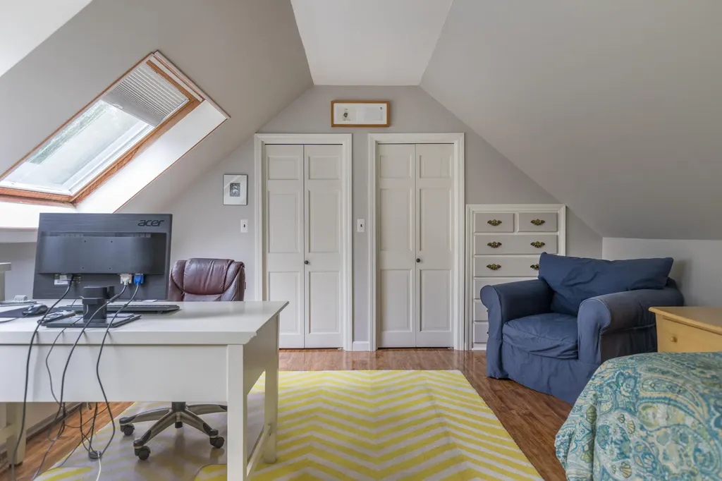 20 Merrill Road Falmouth ME 04105