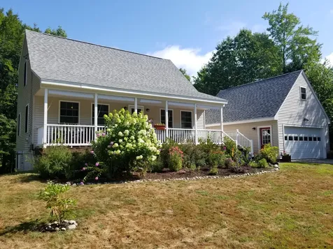 11 Iris Drive Poland ME 04274