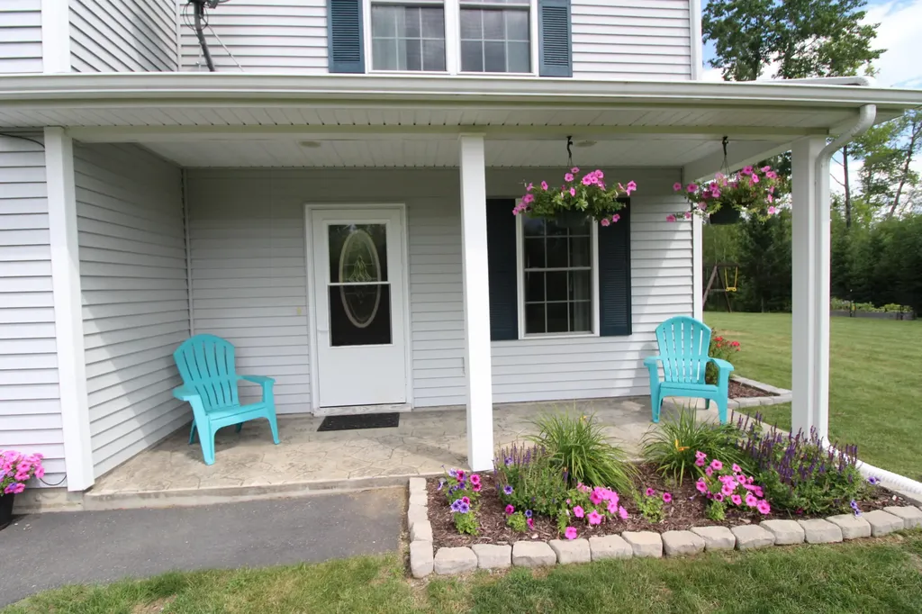 41 Madison Drive Levant ME 04456