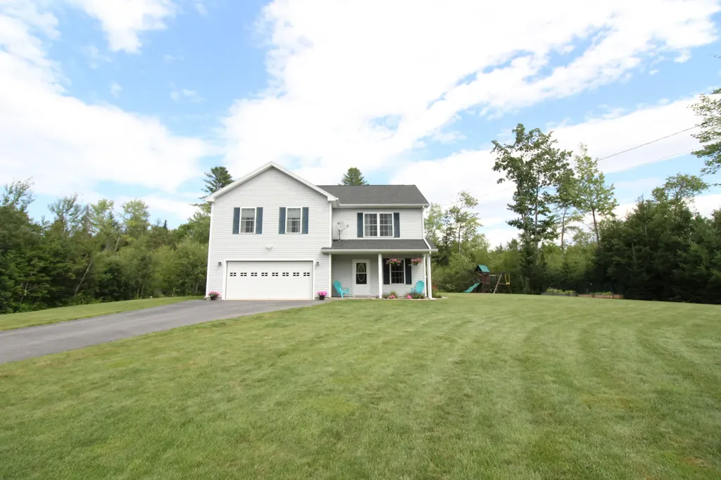 41 Madison Drive Levant ME 04456