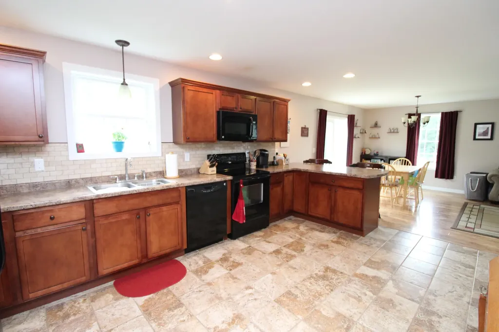41 Madison Drive Levant ME 04456