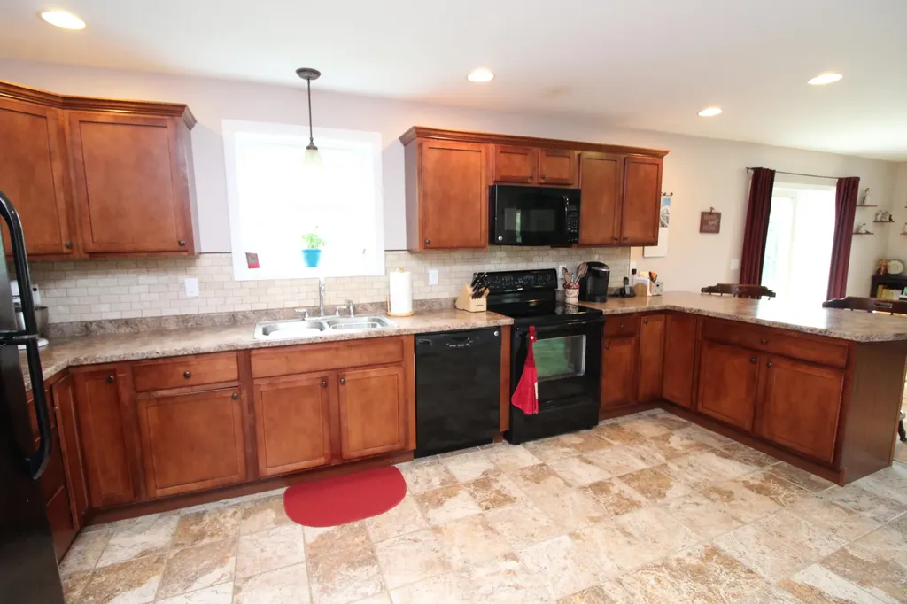 41 Madison Drive Levant ME 04456