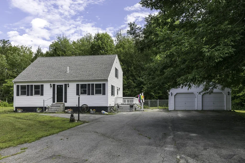 17 Ridge Road Westbrook ME 04092