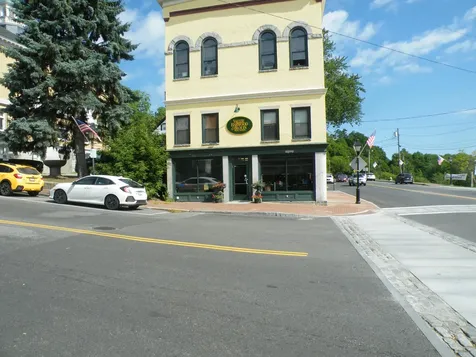 89 Water Street Hallowell ME 04347
