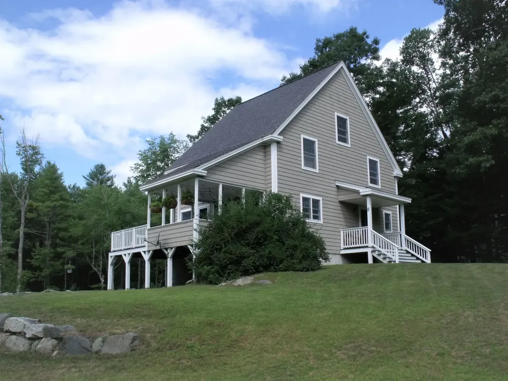 8 Rosewood Avenue Windham ME 04062